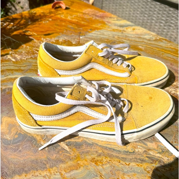 Other - Vintage old skool Vans off the wall